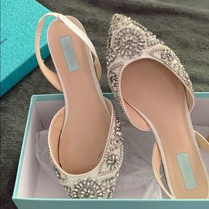 Size 11 Betsey Johnson “Molly” sparkly flats